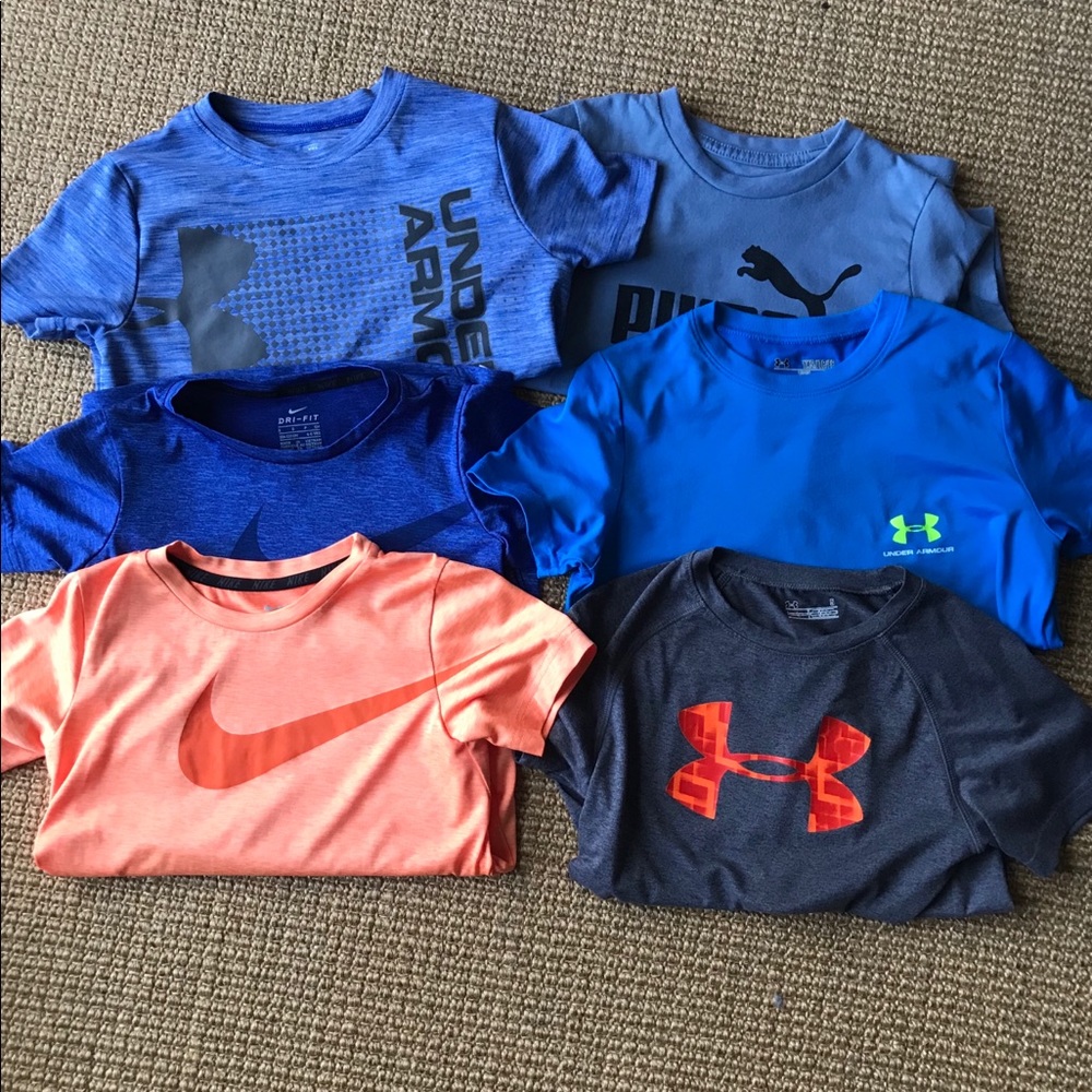 Gently used mixed lot of Boys tshirts